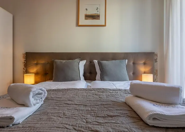 In By Interhome شقة